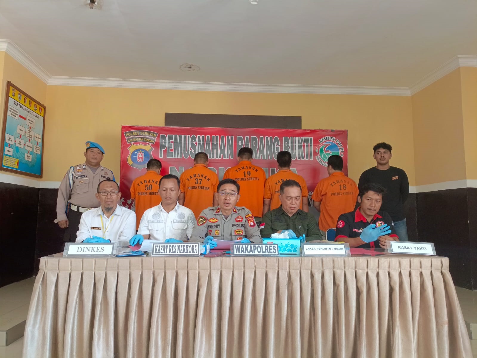 Polres Seruyan Musnahkan Ons Narkoba Tabengan Online