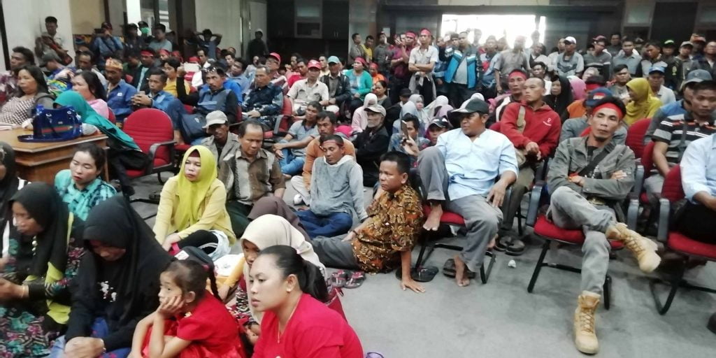 Ratusan Warga Desa Sebabi Datangi DPRD Kotim Tuntut Plasma Perkebunan Sawit