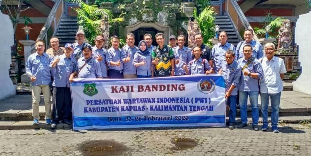 PWI Kapuas Kaji Banding ke PWI Bali