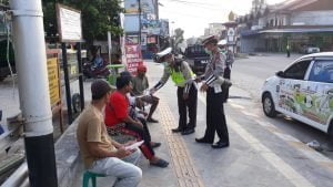 Polres Kobar Tak Kenal Lelah Sosialisasikan Bahaya Covid-19