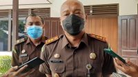 Gelapkan Dana Desa, Mantan Kades Natai Kerbau Ditahan