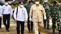 Menhan Prabowo dan Gubernur Sugianto Tinjau Food Estate Gumas