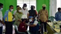 Bupati Tinjau Langsung Pelaksanaan Vaksin Tahap Pertama 142 Karyawan PT BGA