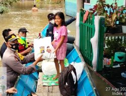 Polsek Arut Utara Bagikan Sembako dan Pemberian Obat 