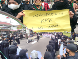 Mahasiswa IAIN Tolak Ketua KPK