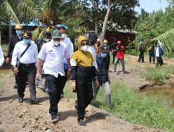 Bupati Pulpis Temui Petani Tambak di Sei Pudak