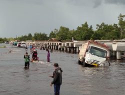 BANJIR BUKIT RAWI – Waspada, Jalan Mulai Berlubang Dalam