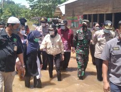 Ambil Langkah Cepat, Bupati Pulpis Turun Langsung ke Lokasi Banjir