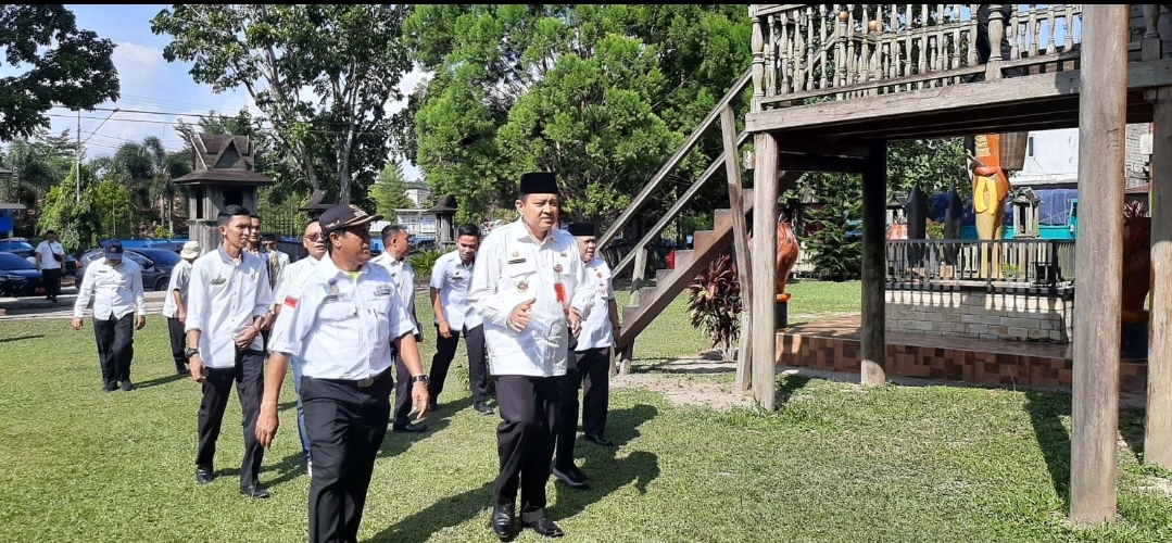 Persiapan Kedatangan Menparekraf Pj Bupati Kunjungi Rumah Betang Pasir Panjang Tabengan Online