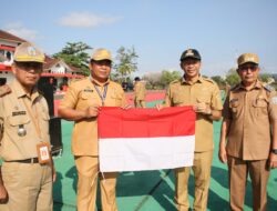 PT IMK dan PT Adaro Bantu Ratusan Bendera