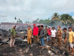 220 Lapak di Pasar Sebabi Hangus Terbakar