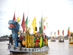 Lomba Perahu Hias Pamerkan Budaya Khas Kalteng 