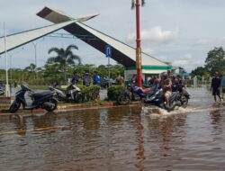 Pemkab Turunkan Tim Tangani Banjir