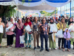 HUT Ke-26, Bank Mandiri Area Palangka Raya Hadirkan 4 Titik Pasar Murah 