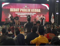 DEBAT PUBLIK PILKADA KOBAR-Rahmat-Eko Menuju Kobar Bersahabat, Nurhidayah-Suyanto Kobar Makin Jaya