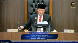 PUTUSAN SIDANG DKPP-Ketua PPK Teweh Tengah Disanksi Peringatan