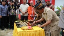 Agustiar Resmikan 2 Gedung di Hindu Kaharingan Center
